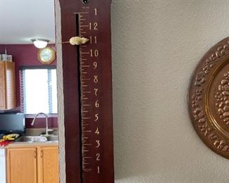 Dickory Dickory Dock Mouse Wall Clock by Horolvar