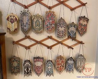 MANDALIAN Art Deco Flapper Mesh Purse Collection