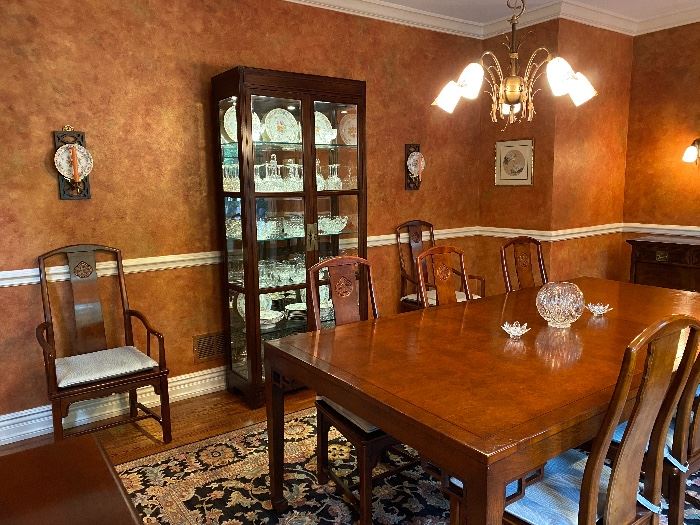 Baker dining table (68L x 46W x 29.5H) has two 24W leaves with 6 Henredon side chairs & 2 armchairs
China cabinet (36W x 16D x 81H) with glass shelves & lights
