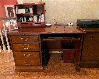 Office desk + wood desktop office organizer