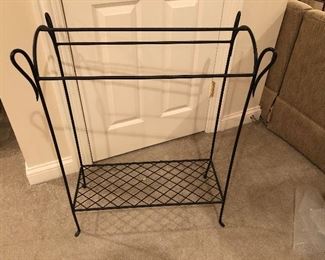 iron quilt rack