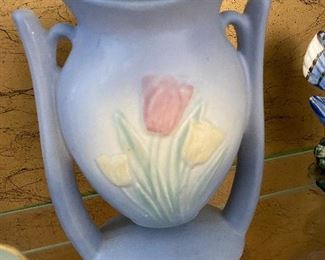 Hull Tulip vase