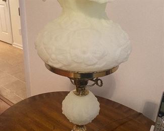 Fenton GWTW Poppy Lime Green Uranium Vaseline Satin Table Lamp Marble Glows