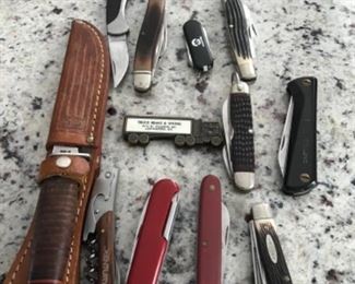 Assorted knives 