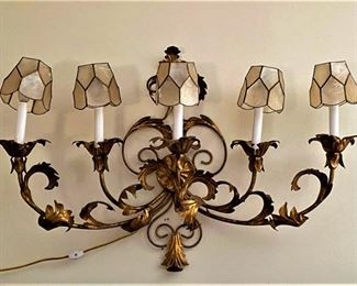 Florentine wall sconce
