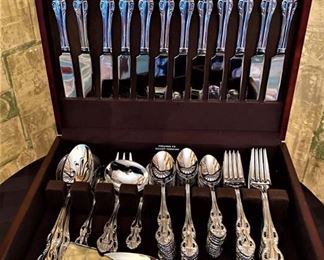 Reed & Barton "Park Lane" stainless flatware -- 99 piece service for twelve