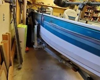 Crestliner 16 foot boat, Honda 35 4-stroke