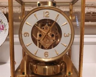 Le Coultre Atmos perpetual motion gold plated clock