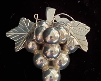 Taxco sterling huge grape brooch. See additional photos for matching bracelet and earrings