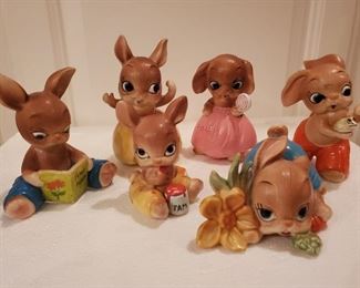 Vintage porcelain bunnies (Japan)
