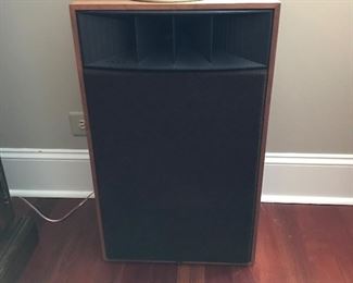 Realistic speaker, 28.5"H x 18"W x 12"D, $35