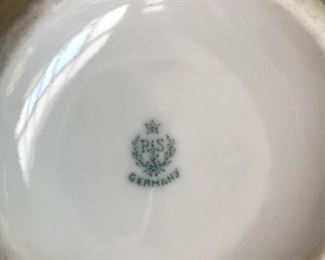 Bottom marking on sugar bowl