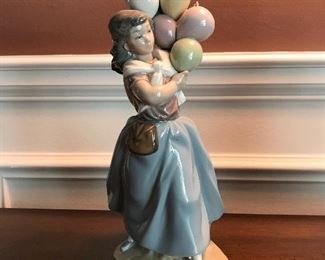 Lladro  Balloon Seller Girl Figurine 10 1/2” Retired, $70