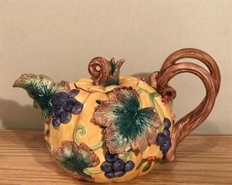 Fitz and Floyd Teapot 1993 Harvest Banquet Pumpkin Grapes Leaves 40 oz. , small chip on top,  was $35, NOW $16