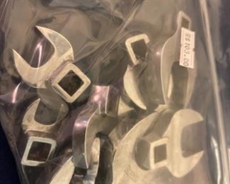 Crows Feet full set $103.00