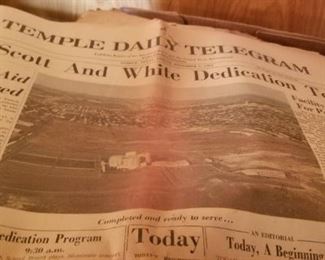 Lot of vintage Temple Daily Telegram newspapers 