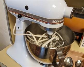 kitchen aid ultra power tilt head stand mixer