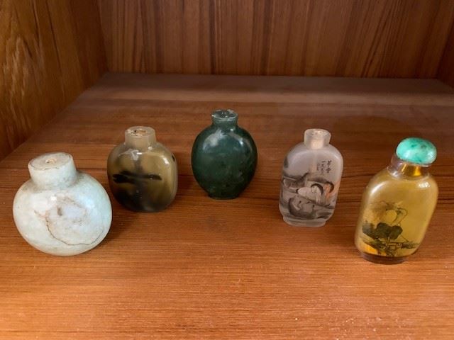 $150 * NOW $75*  Chinese Snuff Bottle Collection, 2 stone (1 jade?), 3 glass (2 inside painted)