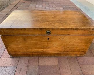 $250 Large antique rustic trunk 32 1/4'' long, 16 3/4'' deep, 14 5/8'' high, good vintage condition