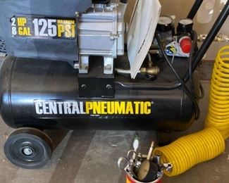 Central pneumatic 2 hp 8 gallon air compressor