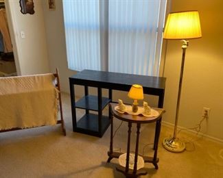 Great lot of bedroom accessories