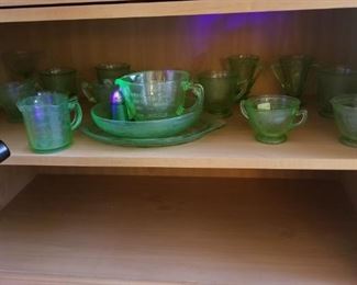 URANIUM GLASS