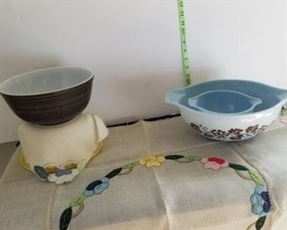 VINTAGE PYREX