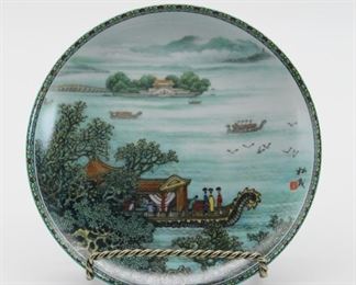 Vintage hand painted china plates. limited editions. Circa-1980's. In beautiful previously loved condition with no chips or cracks and no signs of shelf wear.
Items pictured are exactly what you will receive. (There is more of it)