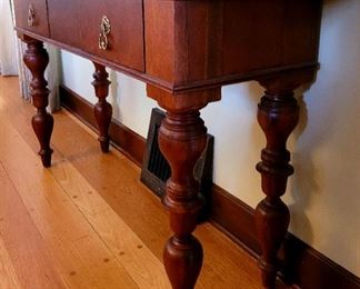 Mahogany Hunt Table by Milling Road for Baker Furniture 