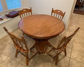 $275~ OBO~ kitchen table with four chairs and one leaf