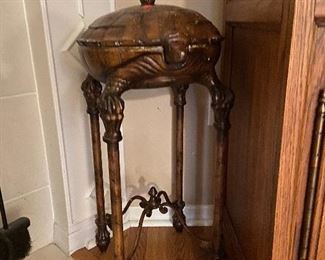 Unusual turtle table