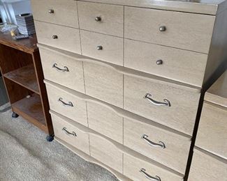 Mid Century Modern Chest of Drawers