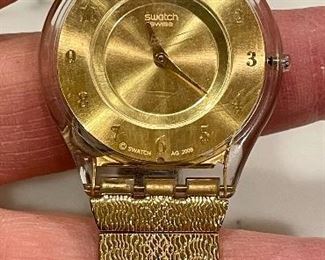 Item 149: Swatch Women's Watch - Model #SFK355G: $40