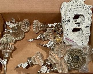 Item 284: Lot of Anthropologie drawer pulls and wall plates: $50