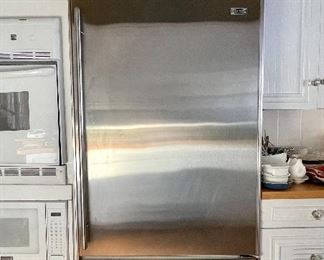 Item 301: Sub-Zero 650: $2000