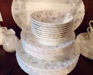 Wedgewood, service for 8,