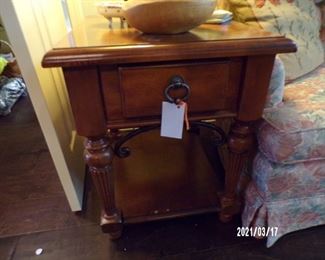 lamp table