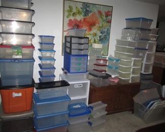 STORAGE CONTAINERS