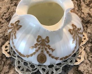 Thomas Webb, satin ribbon on satin glass