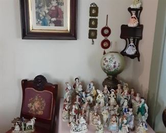 figurines