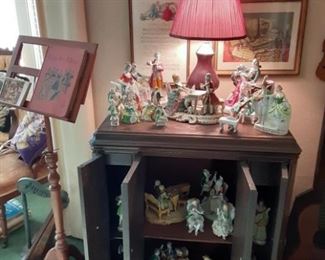 figurines and music stand