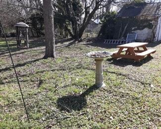 picnic table