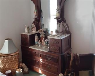 marble top vanity