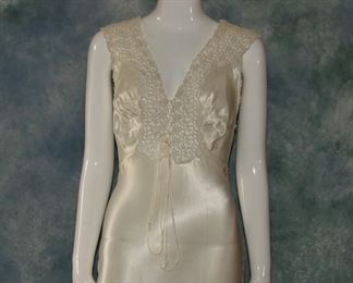 1930s bias cut gown or lingerie