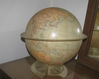 Lighted globe