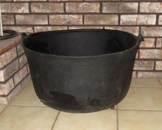 Vintage footed couldron