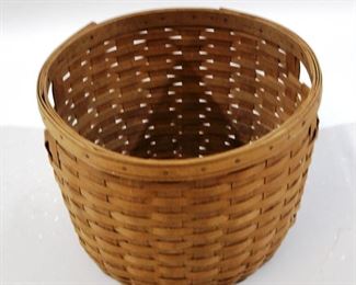 135 - Longaberger Corn Basket 12 x 16