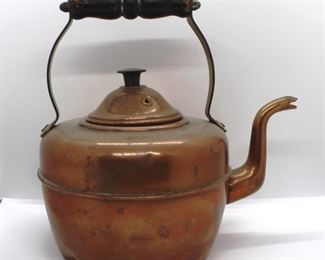 255 - Copper Teapot - 10" tall