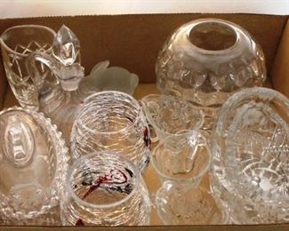 339 - Tray Lot of Assorted Glass items
