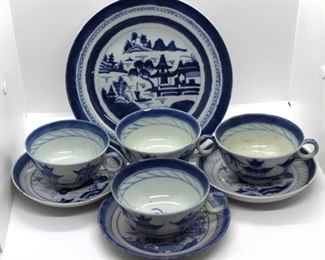 341 - Oriental Blue/White Cups & Plates (8pcs) - AS IS Chipped